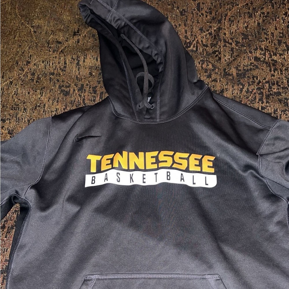 Nike elite university of Tennessee basketball hoodie